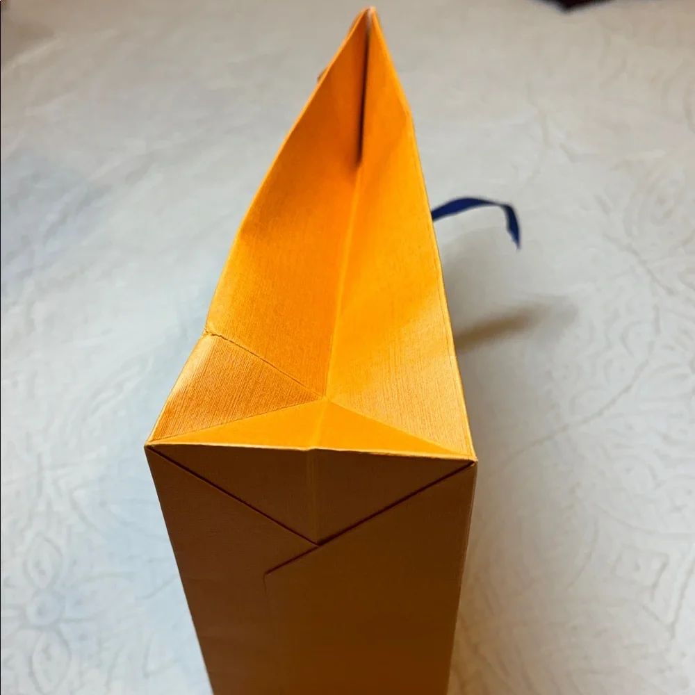 Louis Vuitton Vibrant Orange Gift Bag with Blue Ribbon - Picture 5 of 7